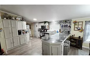 4114 Saltgrass Ln, Evans, CO 80620 - Photo 5