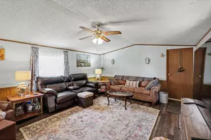 1401 9th St, Fort Lupton, CO 80621 - Photo 5