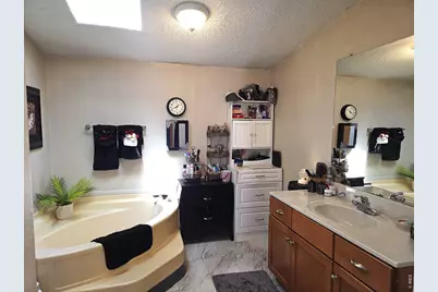 2280 1 Ave #32, Greeley, CO 80631 - Photo 11