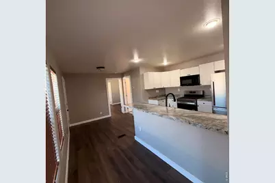 10558 Barron Cir, Firestone, CO 80504 - Photo 7