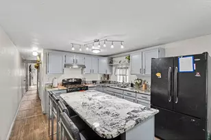 517 E Trilby Rd, Fort Collins, CO 80525 - Photo 5