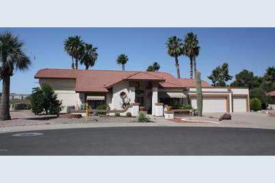 18210 N Gardenview Drive, Sun City West, AZ 85375 - Photo 1