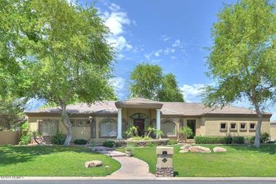 322 N Parkcrest Street, Gilbert, AZ 85234 - Photo 1