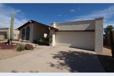 8611 E San Alfredo Drive, Scottsdale, AZ 85258 - Photo 1