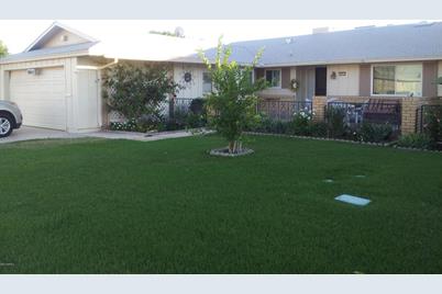 10651 W Saratoga Circle, Sun City, AZ 85351 - Photo 1