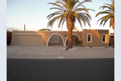 10530 W Edgewood Drive, Sun City, AZ 85351 - Photo 1