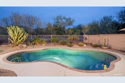5218 E Poston Drive, Phoenix, AZ 85054 - Photo 1