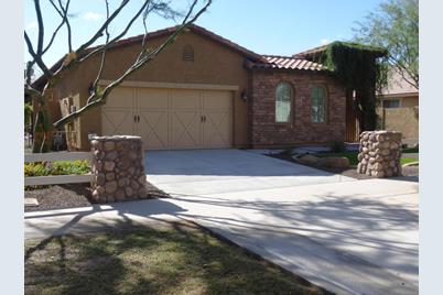 3813 E Old Stone Circle, Chandler, AZ 85249 - Photo 1