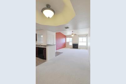 1880 E Morten Avenue #209, Phoenix, AZ 85020 - Photo 1