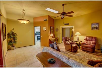 17265 N 105 Avenue, Sun City, AZ 85373 - Photo 1