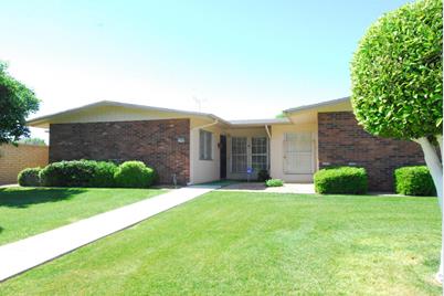 17602 N Boswell Boulevard, Sun City, AZ 85373 - Photo 1