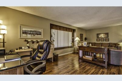 16809 N Burns Drive, Sun City, AZ 85351 - Photo 1