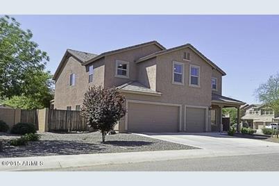 663 E Sun Valley Farms Lane, San Tan Valley, AZ 85140 - Photo 1