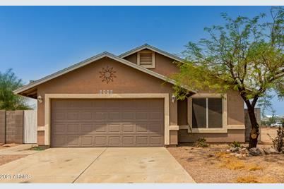 8998 W Pineveta Drive - Photo 1