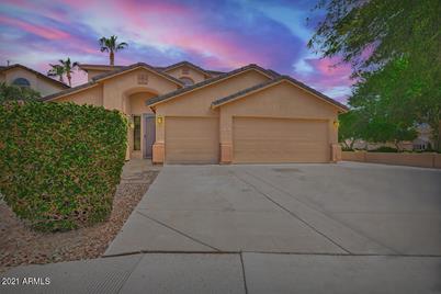 533 N Kimberlee Way - Photo 1