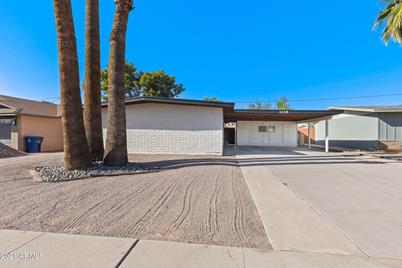 1238 E Broadmor Drive - Photo 1