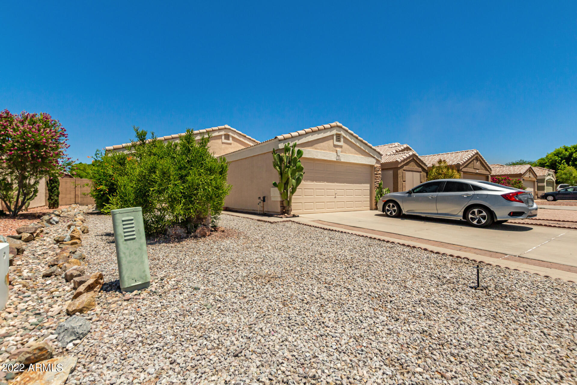 Apache Junction Mls