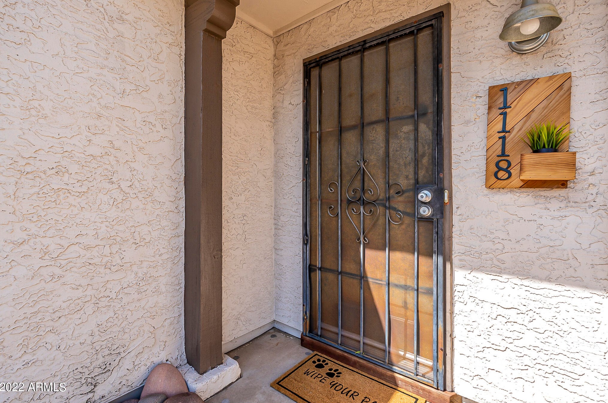 1118 Wickieup Ln, Phoenix AZ  85024-1739 exterior