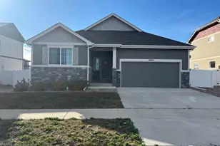 10432 19th St, Greeley, CO 80634 - Photo 1