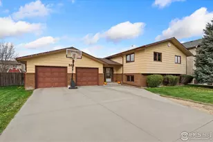 909 Acoma Ave, Fort Morgan, CO 80701 - Photo 1