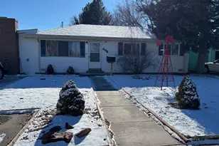 806 Gateway Ave, Fort Morgan, CO 80701 - Photo 1