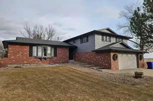 511 Pawnee Dr, Sterling, CO 80751 - Photo 1