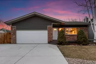 881 19th St SW, Loveland, CO 80537 - Photo 1