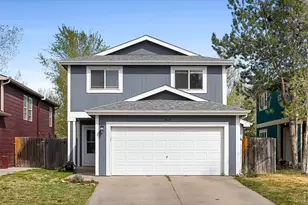 812 Aztec Dr, Fort Collins, CO 80521 - Photo 1