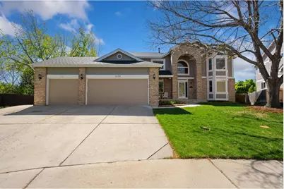 1410 Wildrose Dr, Longmont, CO 80503 - Photo 1