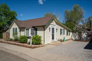 936 6th St, Berthoud, CO 80513 - Photo 1