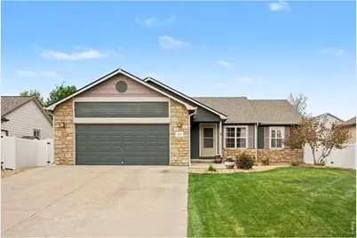 221 7th St, Mead, CO 80542 - Photo 1