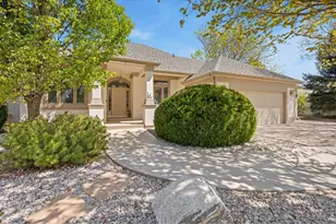 527 Valley View Rd, Loveland, CO 80537 - Photo 1
