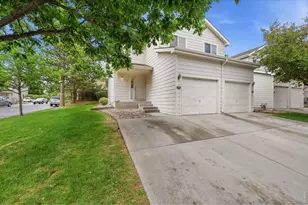 1637 Westbridge Dr, Fort Collins, CO 80526 - Photo 1