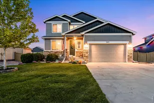 3471 Meadow Gate Dr, Wellington, CO 80549 - Photo 1