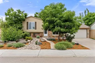 4307 Hummingbird Dr, Fort Collins, CO 80526 - Photo 1
