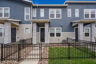 2817 Bear Spgs Cir, Longmont, CO 80503 - Photo 1