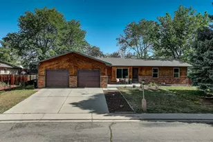 1611 Gifford Dr, Longmont, CO 80501 - Photo 1