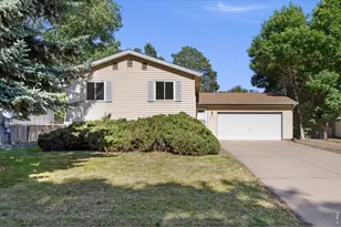 3512 Camelot Dr, Fort Collins, CO 80525 - Photo 1