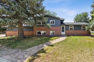 870 10th St, Berthoud, CO 80513 - Photo 1