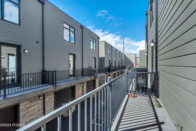 275 W 800 #Apt 12, Salt Lake City, UT 84101 - Photo 15
