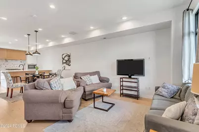 275 W 800 #Apt 12, Salt Lake City, UT 84101 - Photo 7