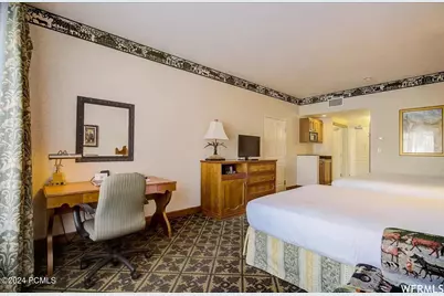 784 W Resort Drive #Unit 206, Midway, UT 84049 - Photo 3