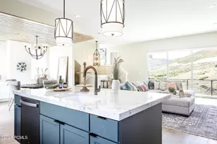 386 W Ascent Dr, Hideout, UT 84036 - Photo 5