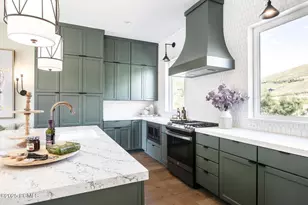 386 W Ascent Dr, Hideout, UT 84036 - Photo 7