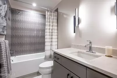 6055 N Fairview Drive, Heber City, UT 84032 - Photo 23