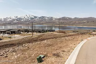 496 E Kayak Dr, Hideout, UT 84036 - Photo 3