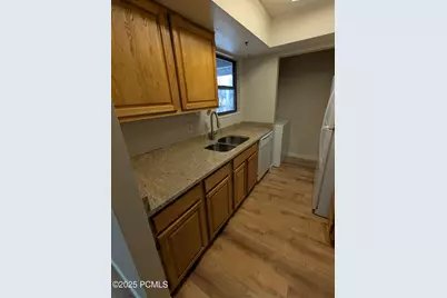 6871 N 2200 #Apt 8l, Park City, UT 84098 - Photo 29