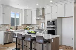 115 S 100 E, Midway, UT 84049 - Photo 9