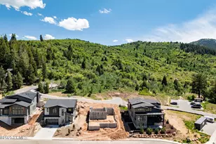 4169 W Discovery Wy, Park City, UT 84098 - Photo 9