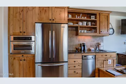 1456 Newpark Boulevard #213, Park City, UT 84098 - Photo 5